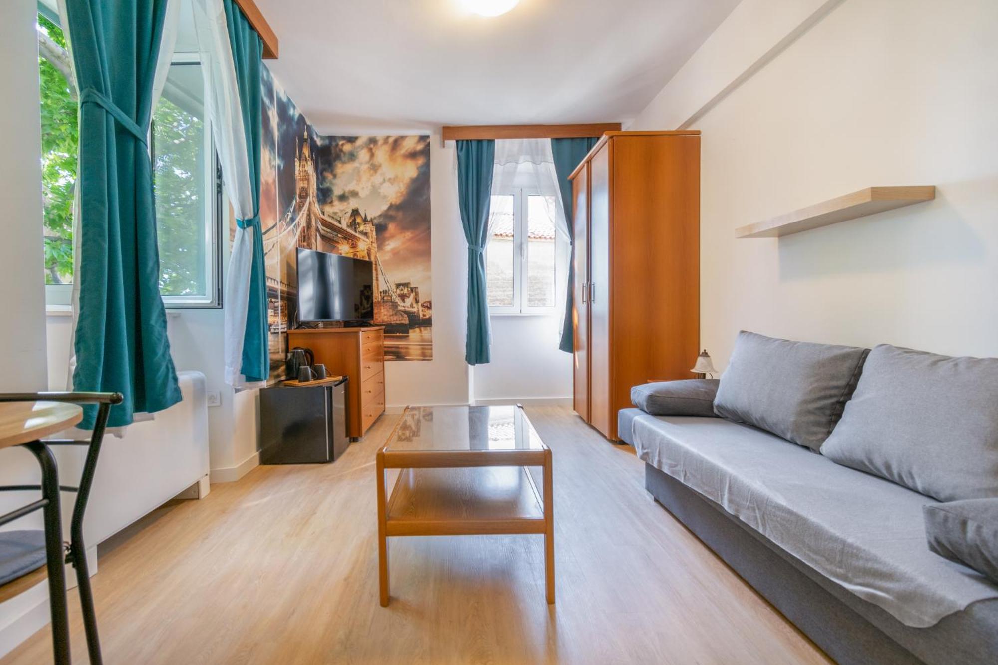 Bed & Breakfast Palac -Free Parking- Baška Voda Kültér fotó