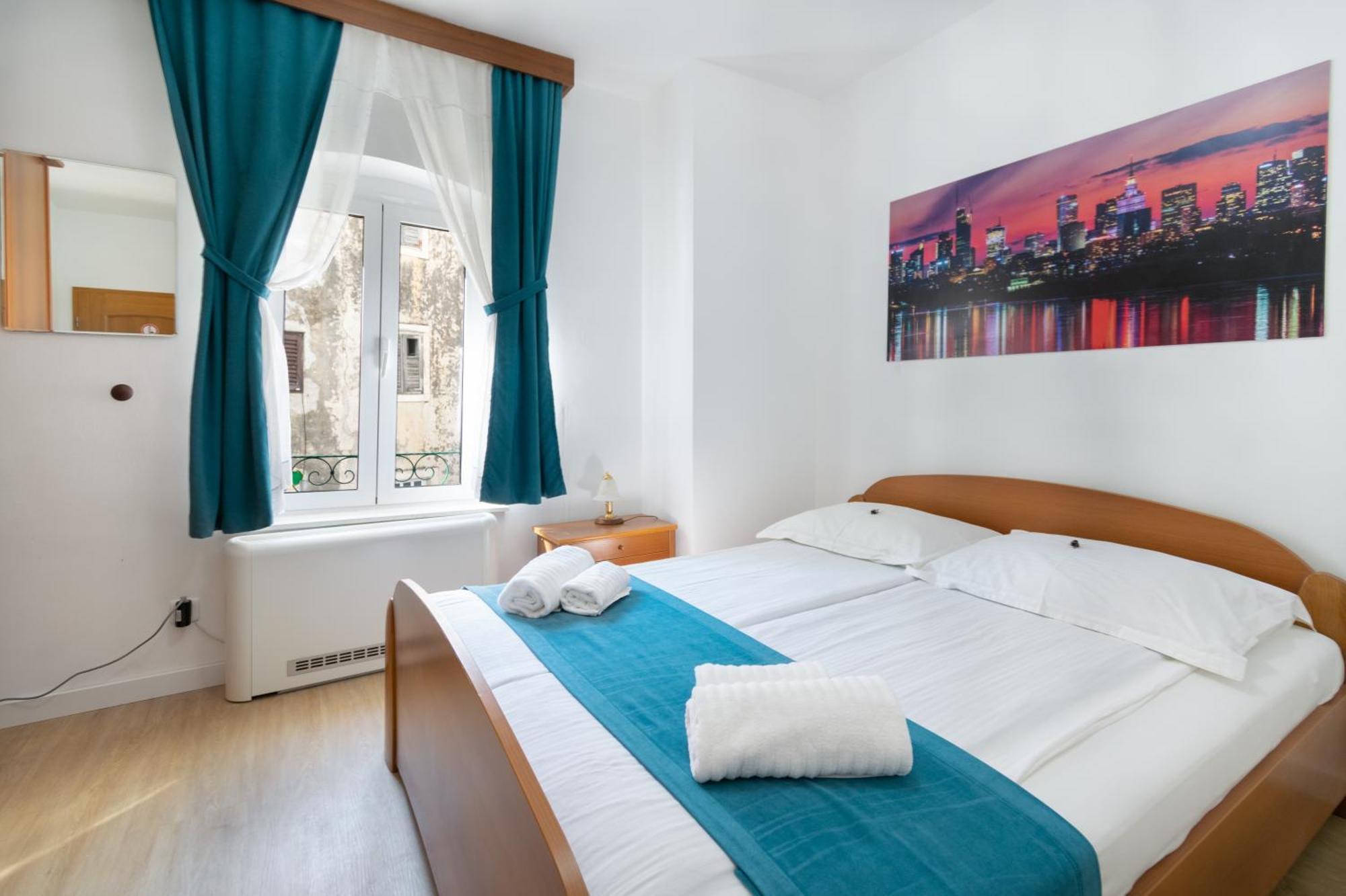 Bed & Breakfast Palac -Free Parking- Baška Voda Kültér fotó